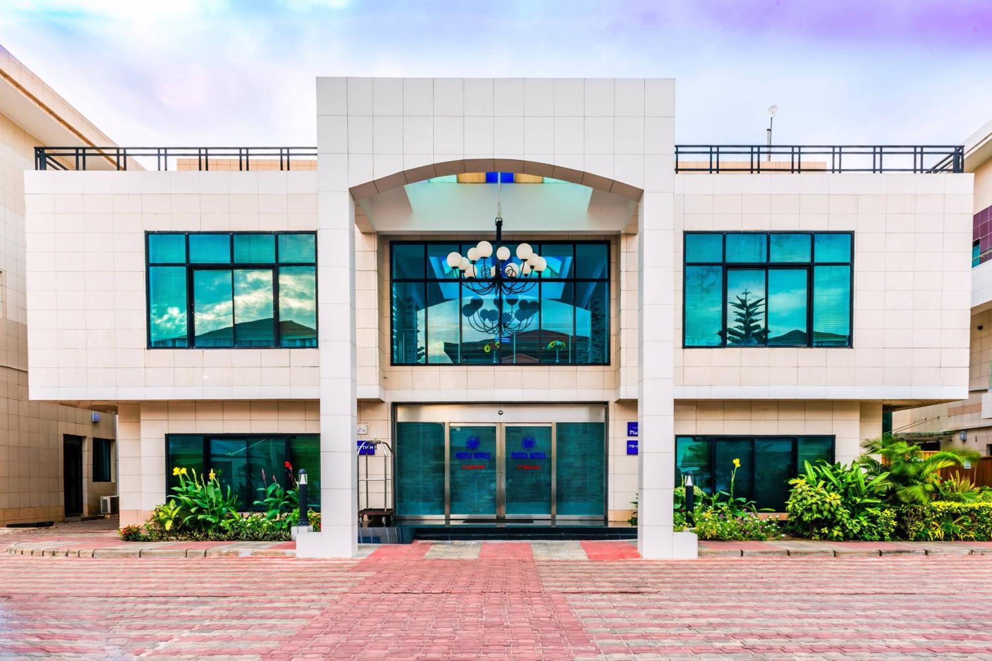 Protea Hotel By Marriott Lagos Kuramo Waters Exterior photo